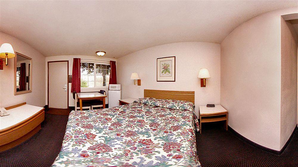 Motel 6 Pendleton, Or - West ภายนอก รูปภาพ
