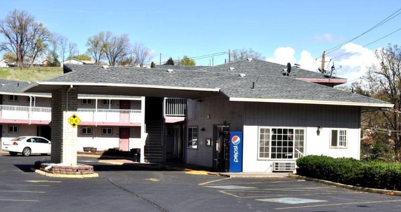 Motel 6 Pendleton, Or - West ภายนอก รูปภาพ