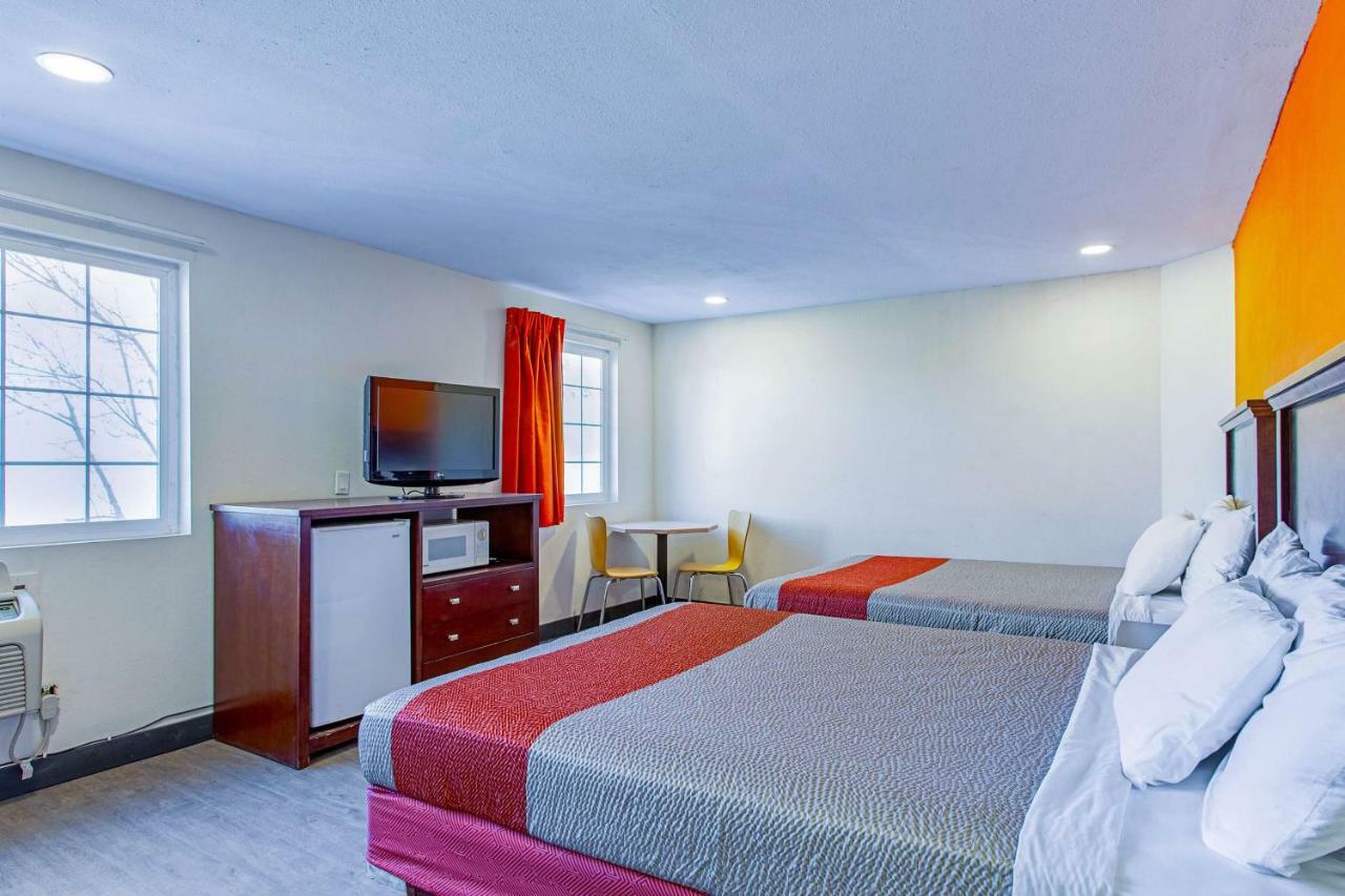 Motel 6 Pendleton, Or - West ภายนอก รูปภาพ
