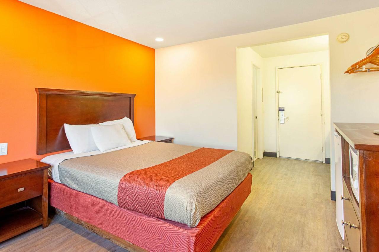 Motel 6 Pendleton, Or - West ภายนอก รูปภาพ