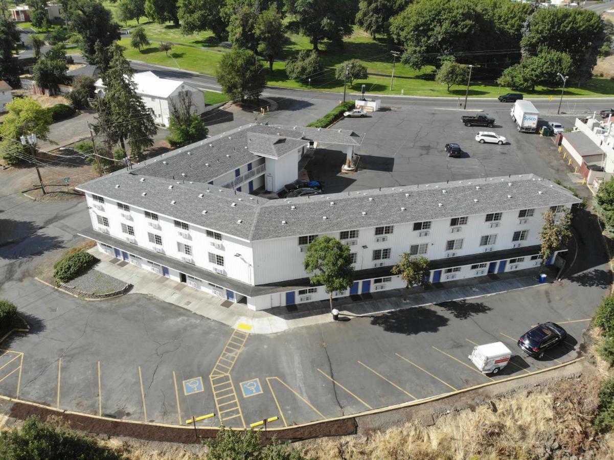 Motel 6 Pendleton, Or - West ภายนอก รูปภาพ